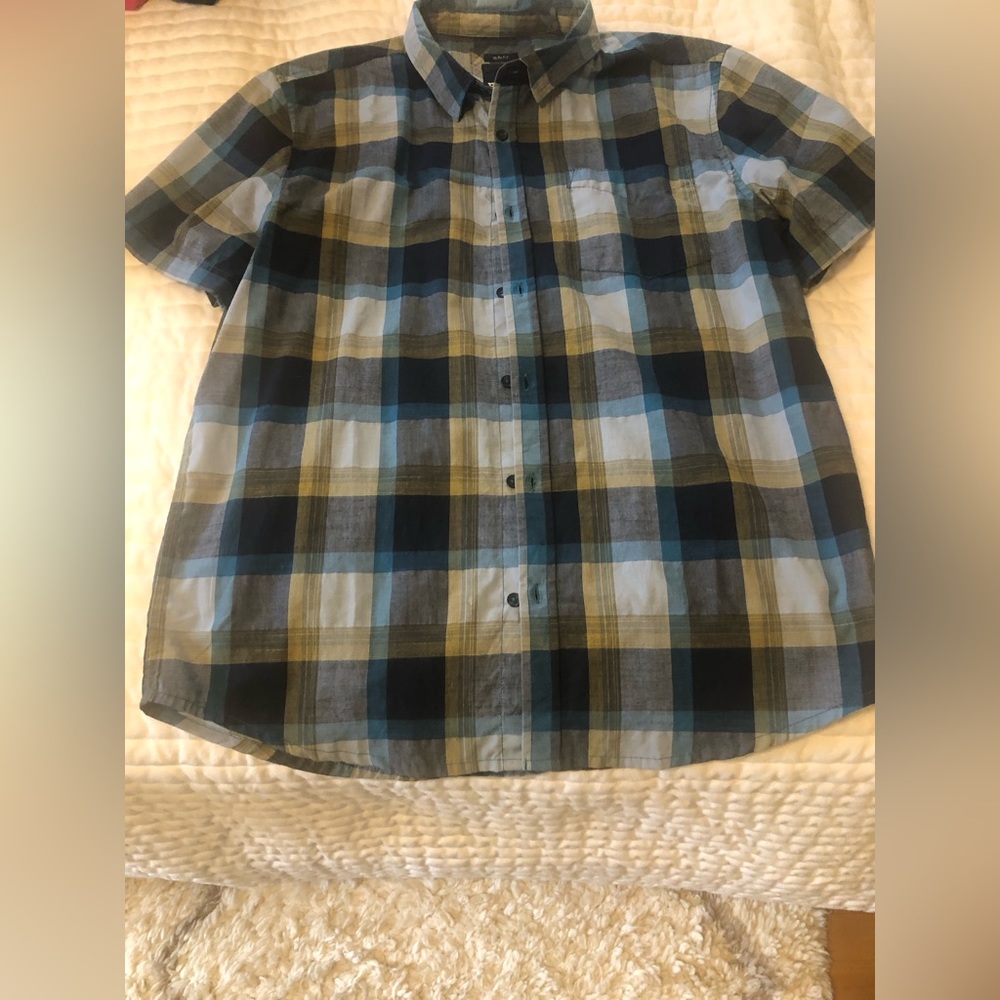 Prana Men’s Slim Fit Button Down Shirt